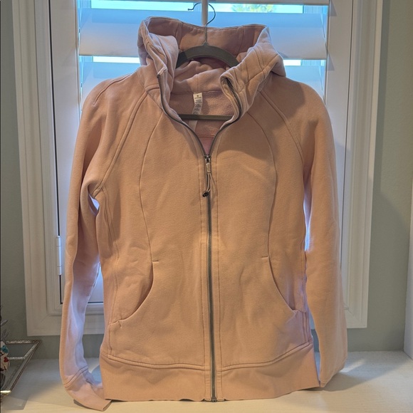 Lululemon Scuba Hoodie - Picture 5 of 9